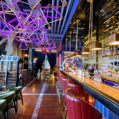 Large Eight Italy Lounge&Restaurant User Photo