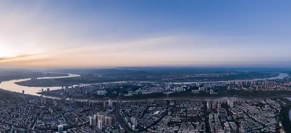 Hotels in Luzhou