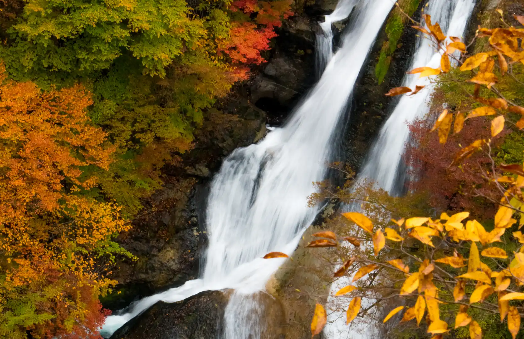 Hotels near Kirifuri Falls