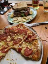 Local beers and foreign food in Lijiang