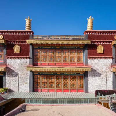 Lhasa Guangdong Hotel (Potala Palace Barkhor Street Branch)