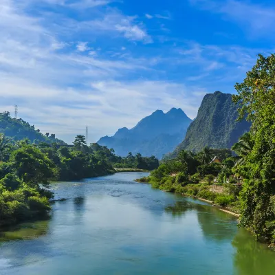 Отели рядом с достопримечательностью «Tham Jang»