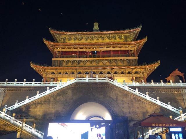 西安鐘樓景點 西安旅遊評論 旅行指南 Trip Com
