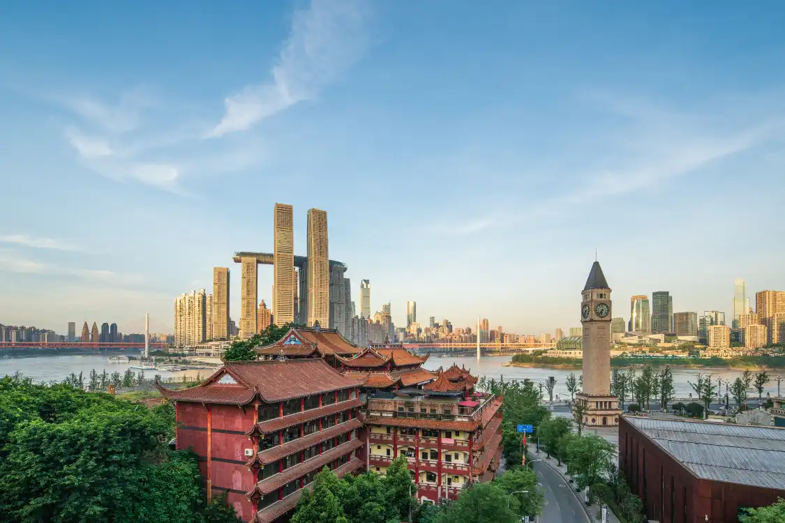 Hotels near Qianfu Temple