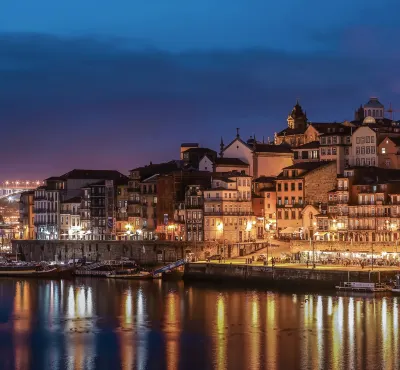 Vé máy bay Huế Porto