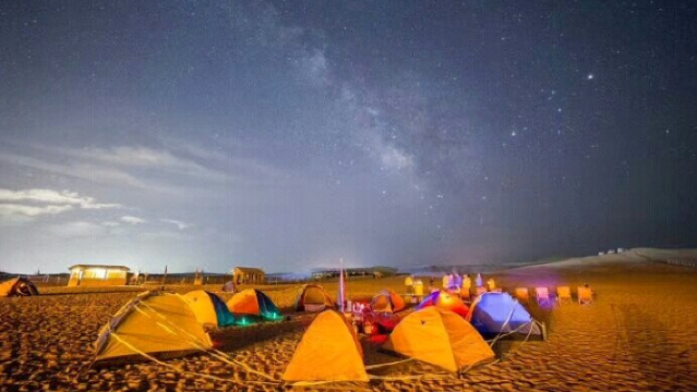 dun huang long wan sha mo lu ying ji di