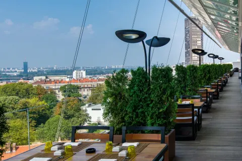 Sky Lounge