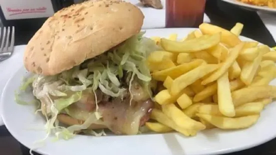 Hamburgueseria el lobo