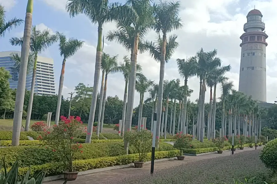 Xiamenshi Huliqu Gongyuan Guanli Zhongxin Dengta Park