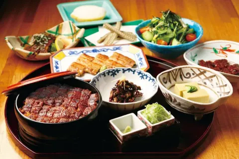 히쓰마부시 빈초 라시크점