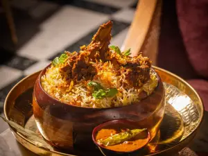 Gulati Restaurant, Pandara Road