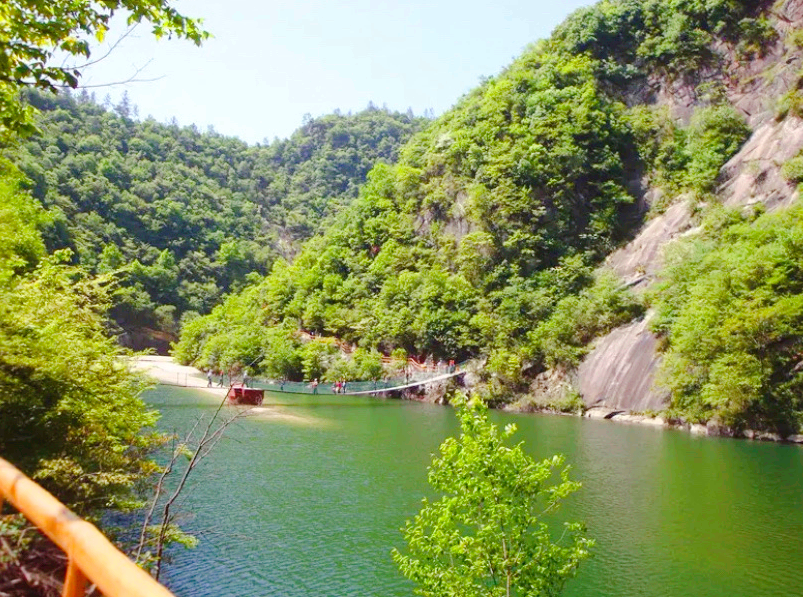 Dabieshan Grand Canyon Scenic Area