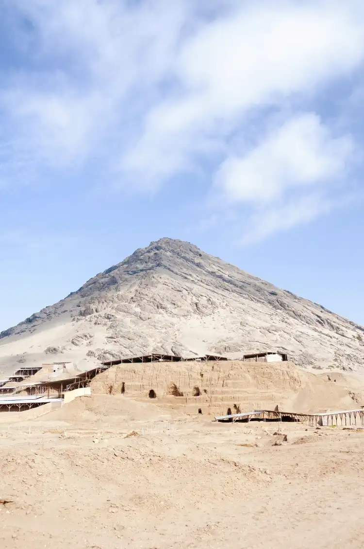 Hotels near Huaca del Sol y la Luna