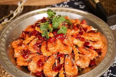 601鱼头泡饭