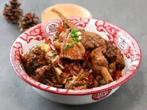 MIN YAO GU SHI