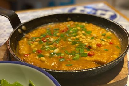 XIAOHUANGYU IN TUWEIMEI