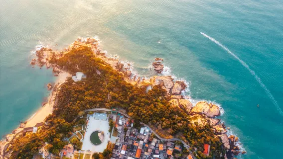玩水避暑