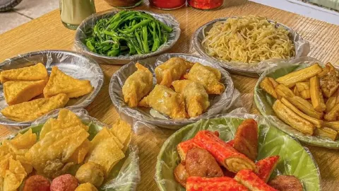 Qilou Fried Snacks (Chikan Republic Street Branch) in 湛江