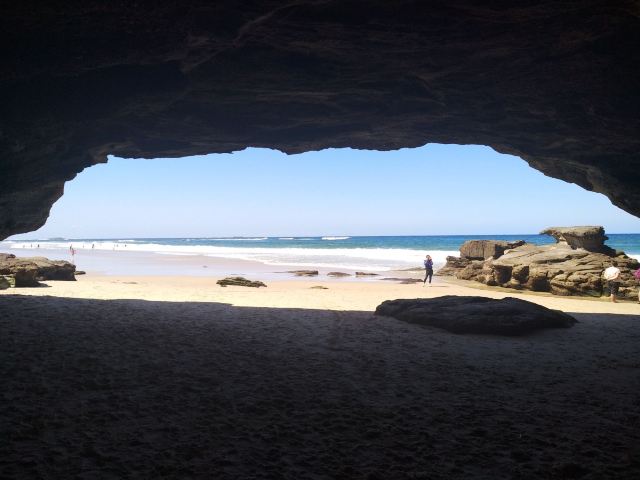 Caves Beach