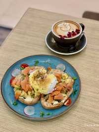 ReactorsCoffee｜文青輕食咖啡店