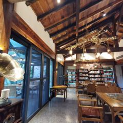 张家界璞逸居民宿·山下小院餐厅 User Photo