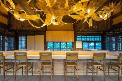 青城山芷筑饮马川酒店·一二岐燒肉牛粋閣