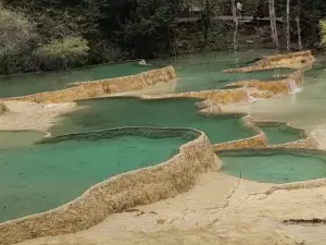 Huanglong Cave