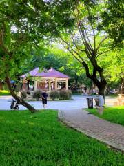 Chenyong Park