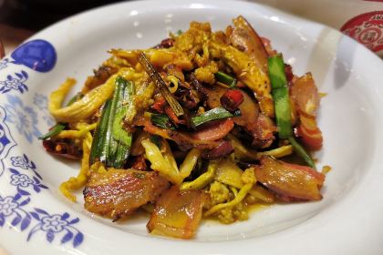 GRANDMA'S FAMILY FOOD