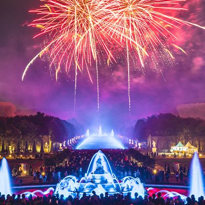 THE NIGHT FOUNTAINS SHOW