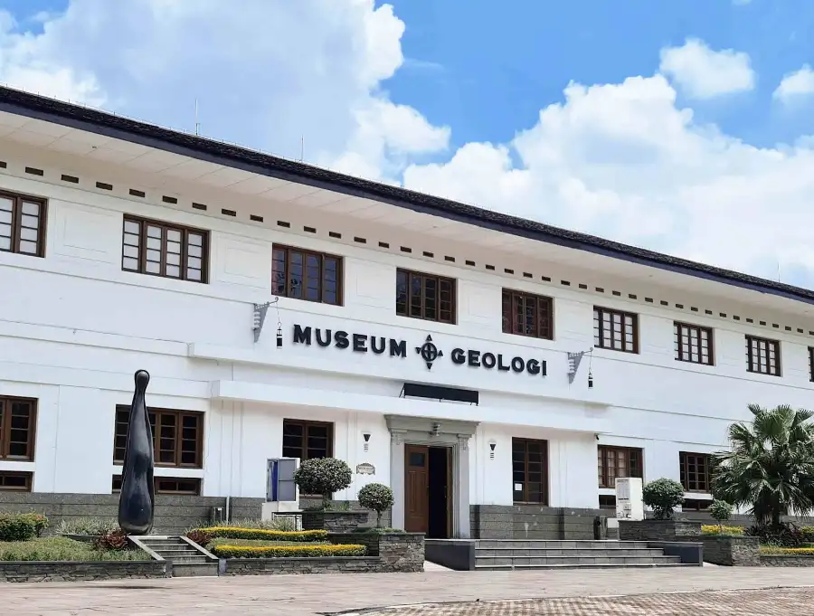 Museum Geologi