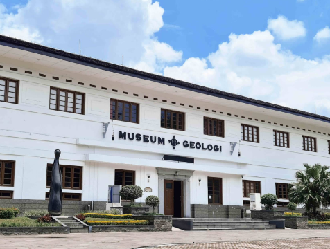 Museum Geologi