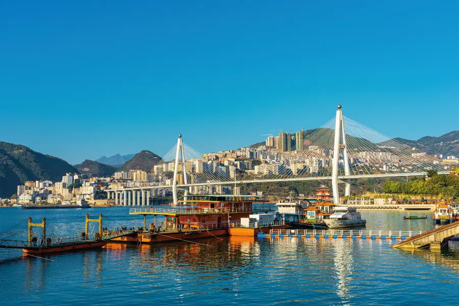 巴東長江大橋