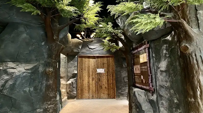 Hotels near MRZOO Small Animal Indoor Zoo (Pudong Jingyao Qiantan Store)