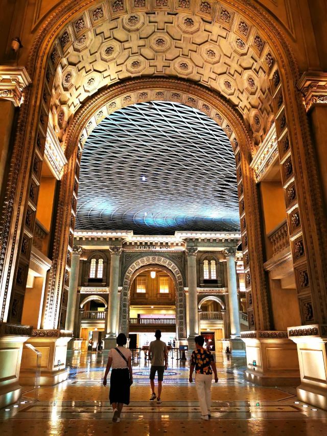 Louvre International Furniture Exhibition Center