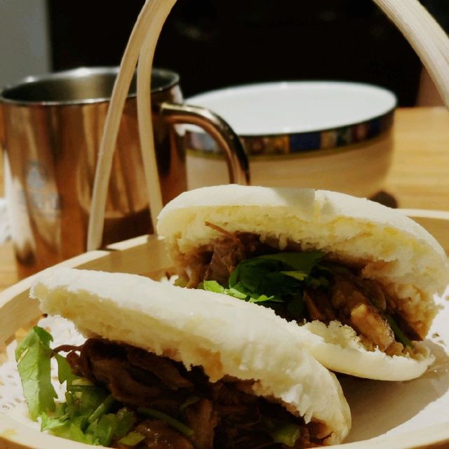 Taste some food from Tarhar Silk Road