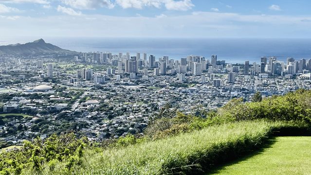 Tantalus Lookout - Puu Ualakaa State Park
