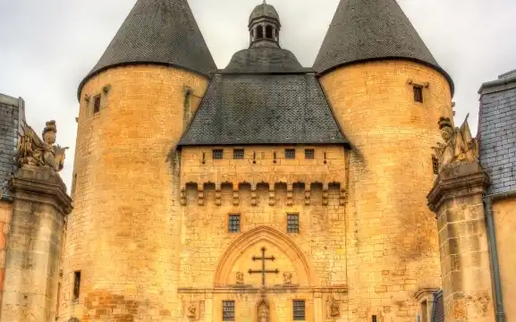 Hotels near La Porte de la Craffe