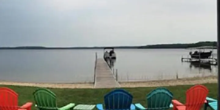 Douglas Lake Bar & Steakhouse