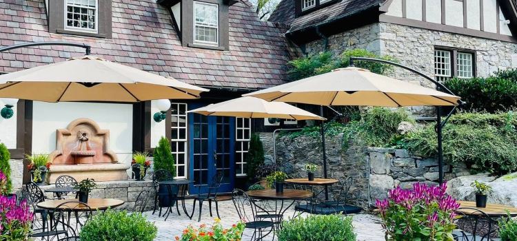 Hillbrook Inn
