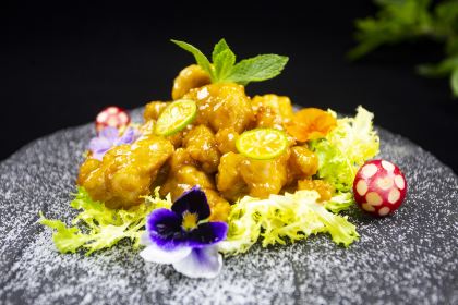 FREELAND JINGLUN HOTEL · JINGLUN RESTAURANT