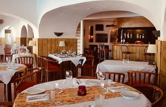 United Kitchens Of India Almancil