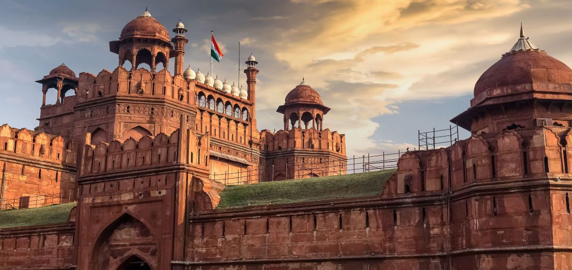 New Delhi Travel Guide 2026: Top Attractions, Things to Do & Deals