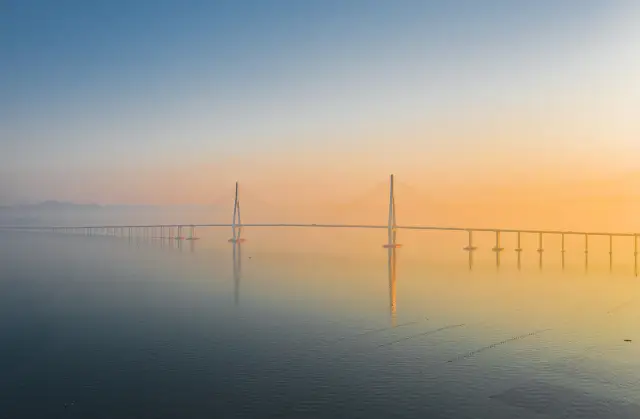 Sunrise Sightseeing in Xiangshan