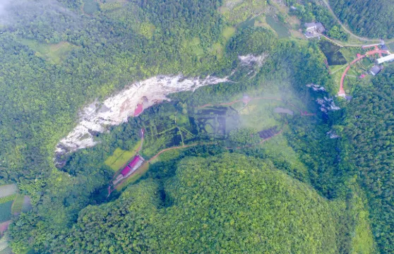 利川武陵洞寨門票優待（小童/長者）