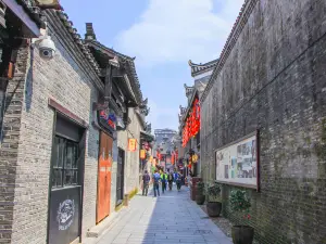 East-West Lane