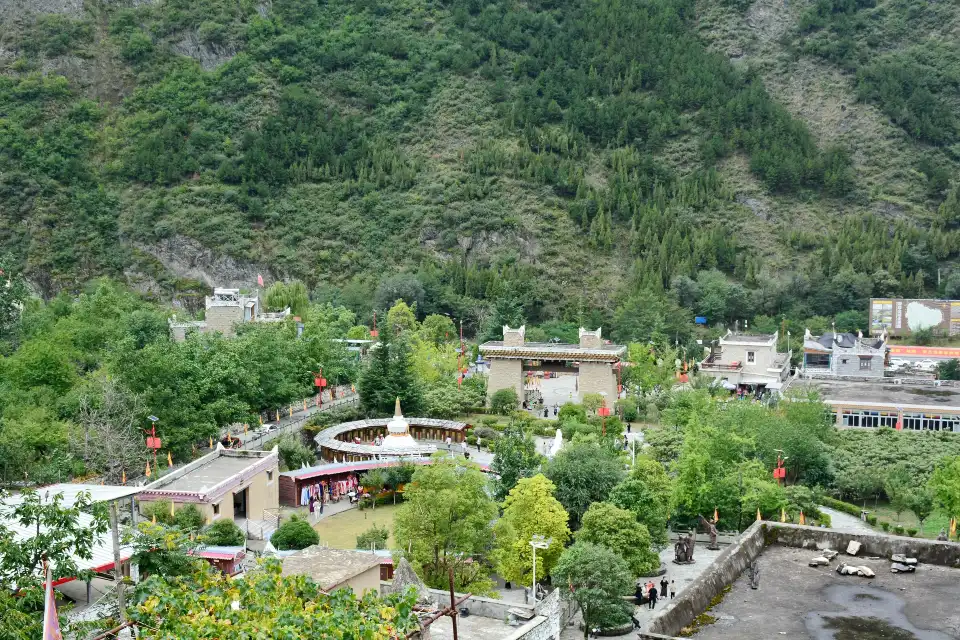 3_Taoping Qiang Village