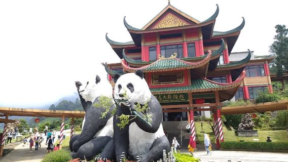 Istana Panda Indonesia Taman Safari Bogor