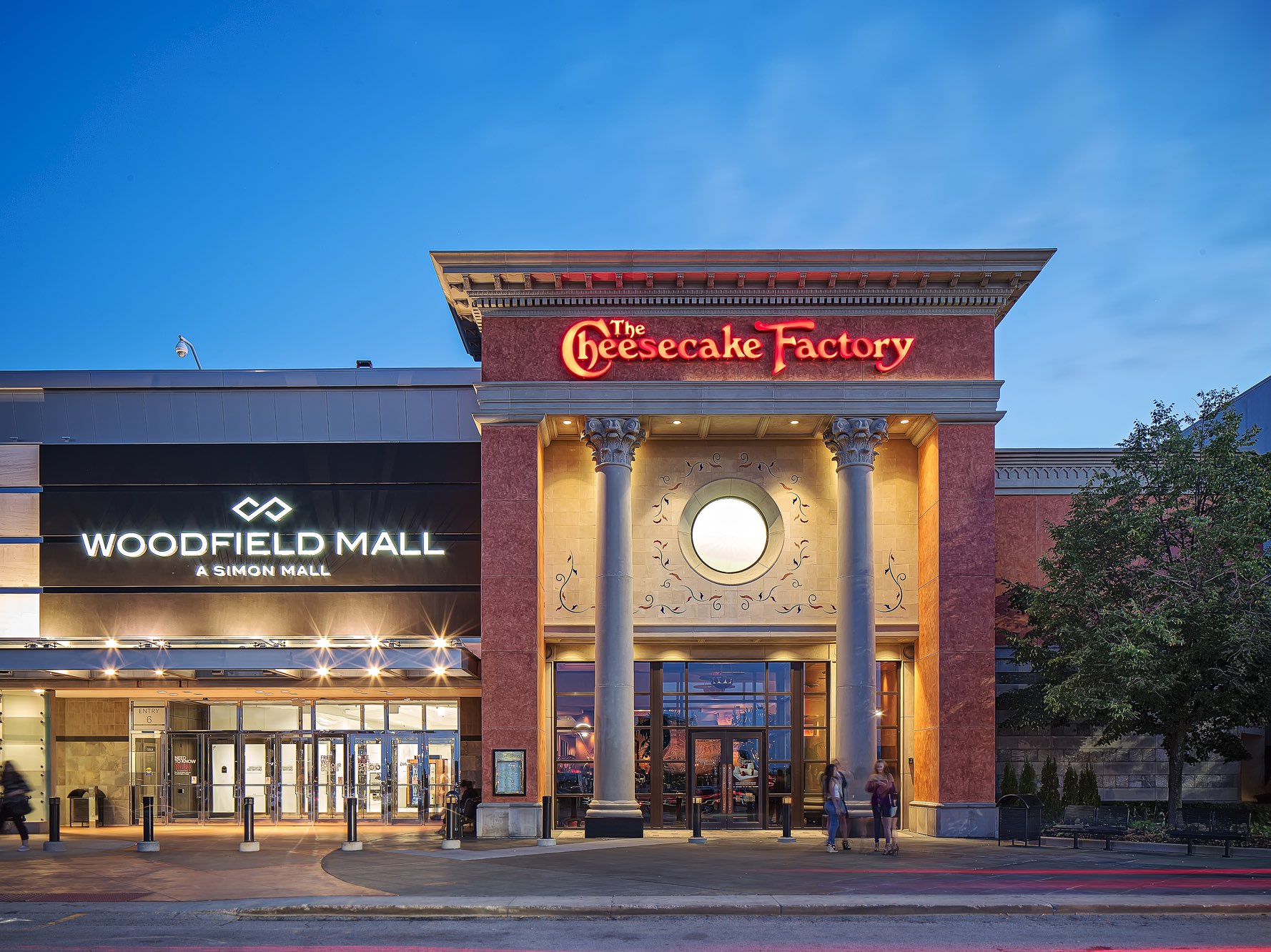 Schaumburg, Illinois, USA. 29th May, 2020. Woodfield Mall in Schaumburg,  Illinois reopens for indoor shopping for the first time since late March  when the state of Illinois imposed a stay at home order due to the novel  coronavirus (COVID-19). Phase 3 o