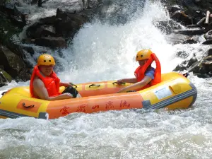 Yunqu Mountain Drifting